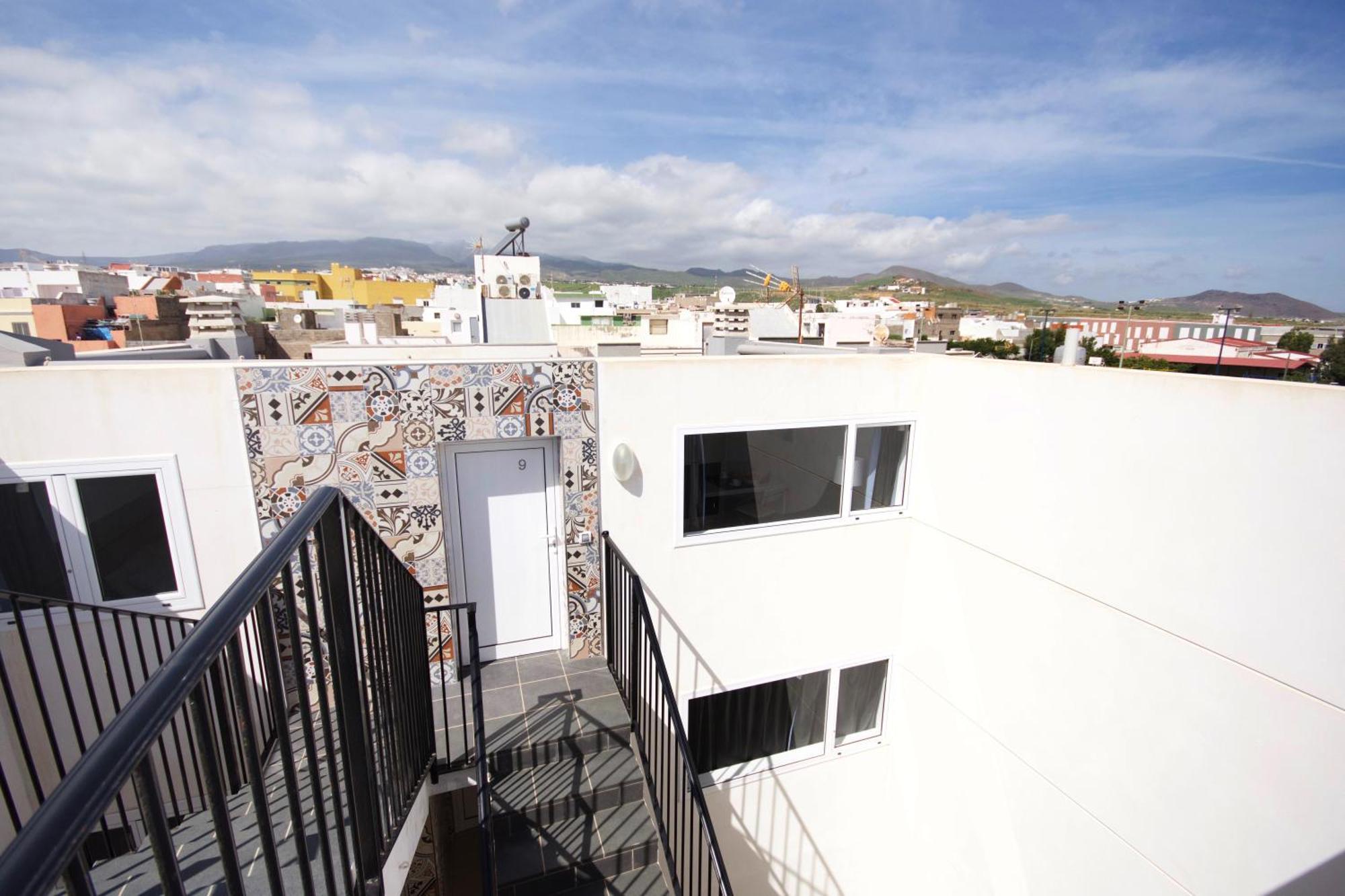 Apartamentos A 10 Minutos Del Aeropuerto Carrizal Exterior photo